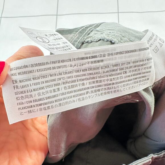 Abercrombie & Fitch Pants Womens 30 Short Green Gray Camo Relaxed Cargo Utility - Picture 7 of 13